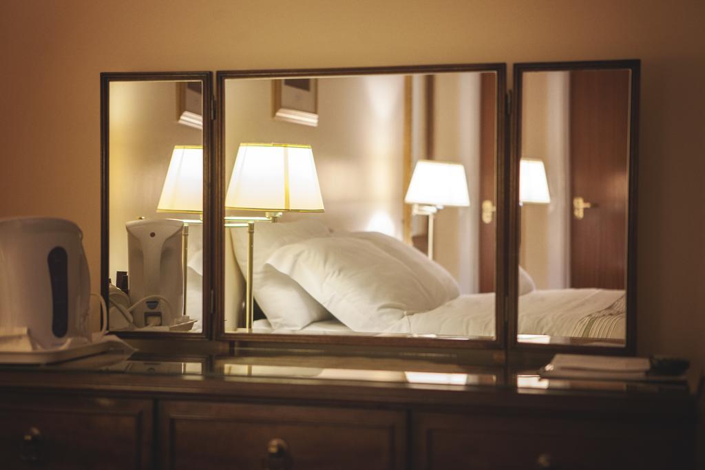 The Derg Arms B&B Castlederg Room photo